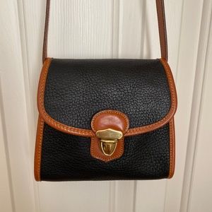 Dooney & Bourke Bag